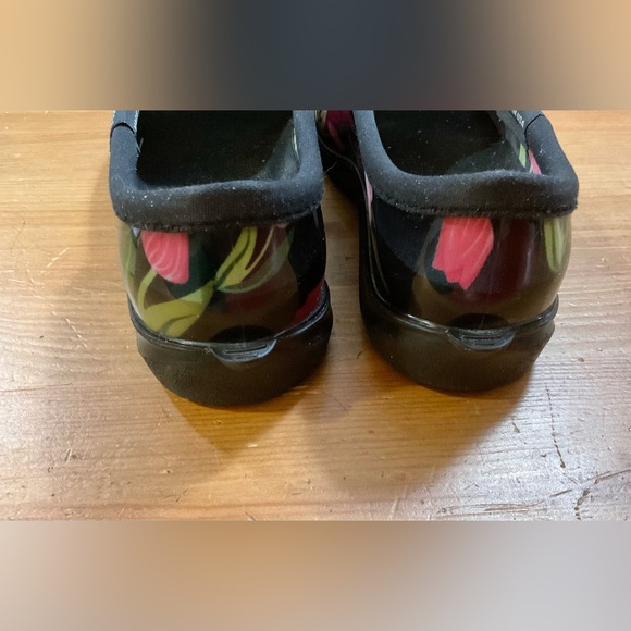 Sloggers:woman’s black n pink tulips gardening/outdoor shoes waterproof size 8.5 - Picture 4 of 8